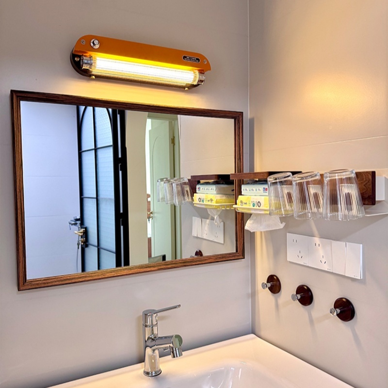 Lámpara de pared de aluminio d - Home Office Industrial Style reseña y precio